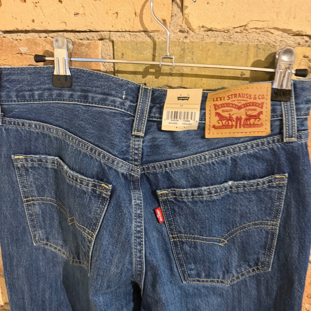 NWT LEVIS LOWPRO STRAIGHT LEG JEAN 25 - Picture 4 of 6